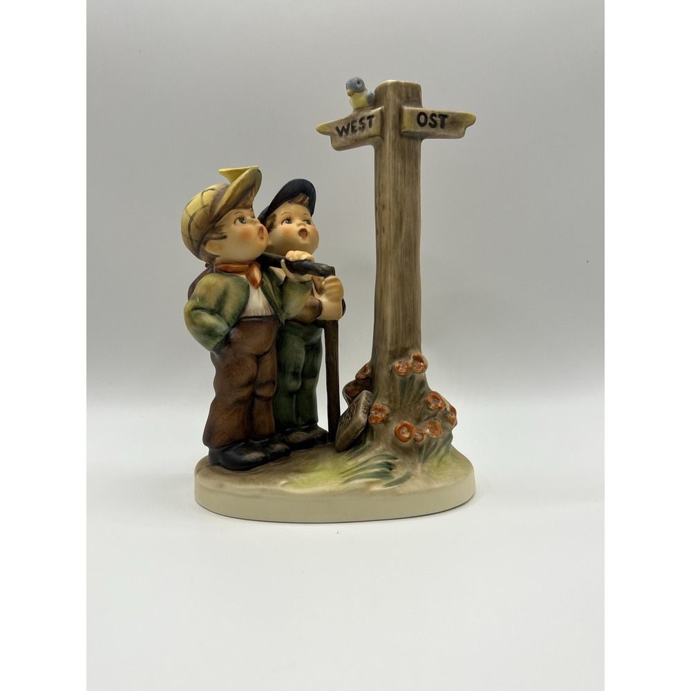 Goebel Hummel "Crossroads" #331 Figurine TMK-6 w/Orig Box Limited Edition